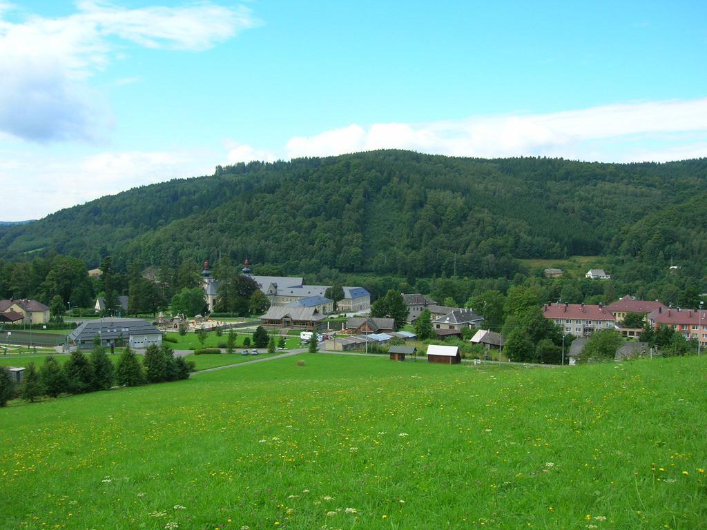 Apartman Loucna Nad Desnou Luaran gambar