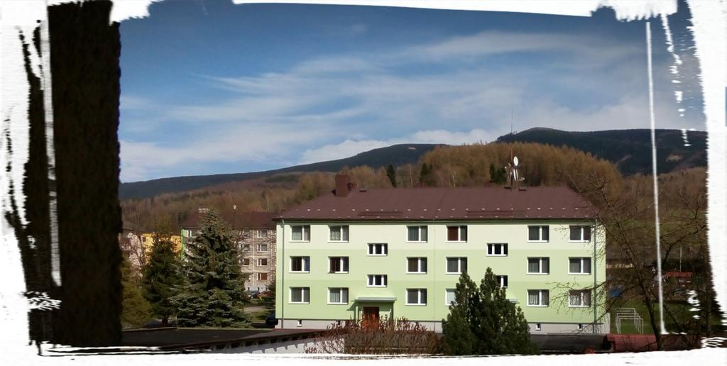 Apartman Loucna Nad Desnou Luaran gambar